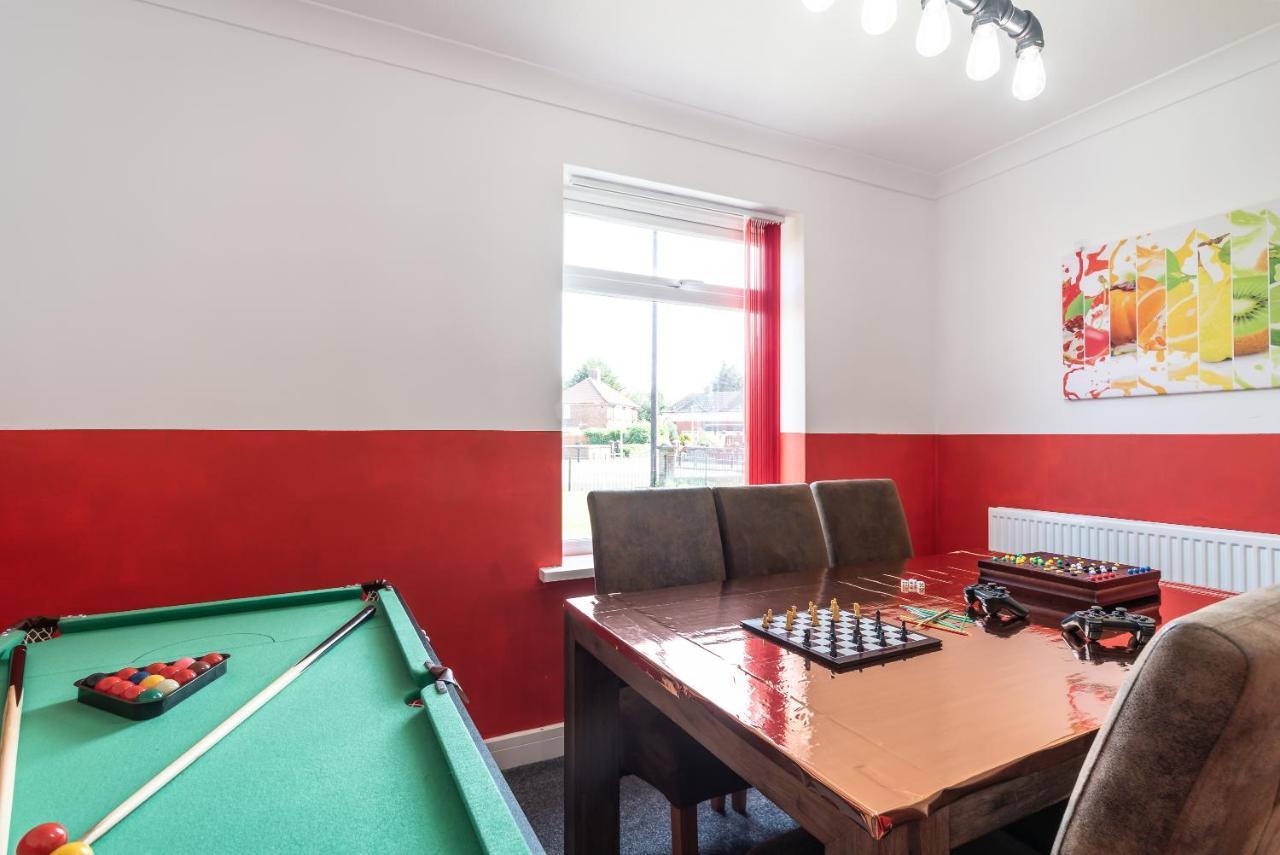 Aseda 4 Bedroom Private Parking, Game Zone -Pool Table, Garden Home Kingston upon Hull Ngoại thất bức ảnh