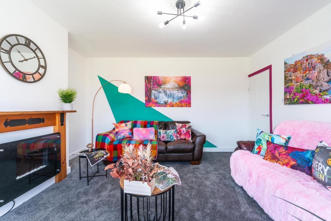 Aseda 4 Bedroom Private Parking, Game Zone -Pool Table, Garden Home Kingston upon Hull Ngoại thất bức ảnh