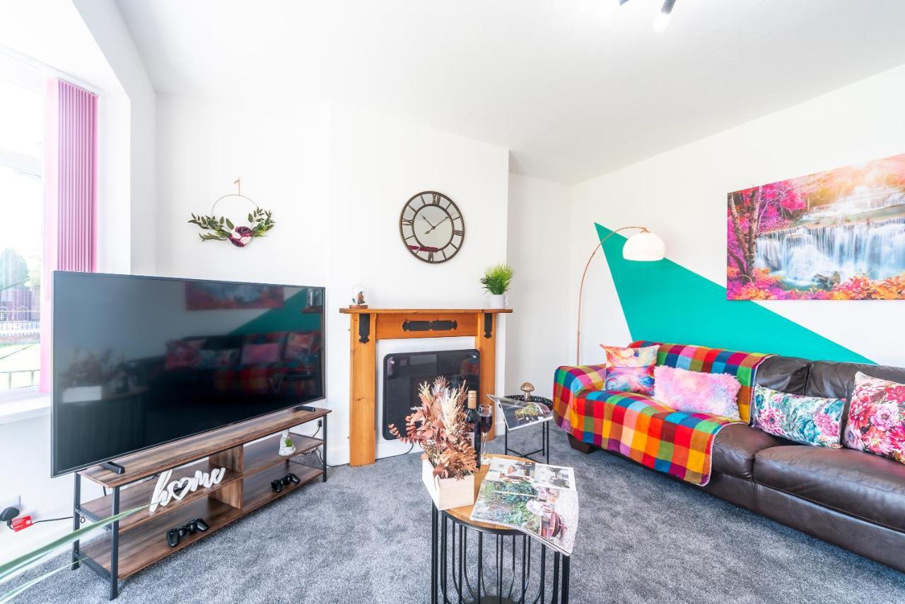 Aseda 4 Bedroom Private Parking, Game Zone -Pool Table, Garden Home Kingston upon Hull Ngoại thất bức ảnh