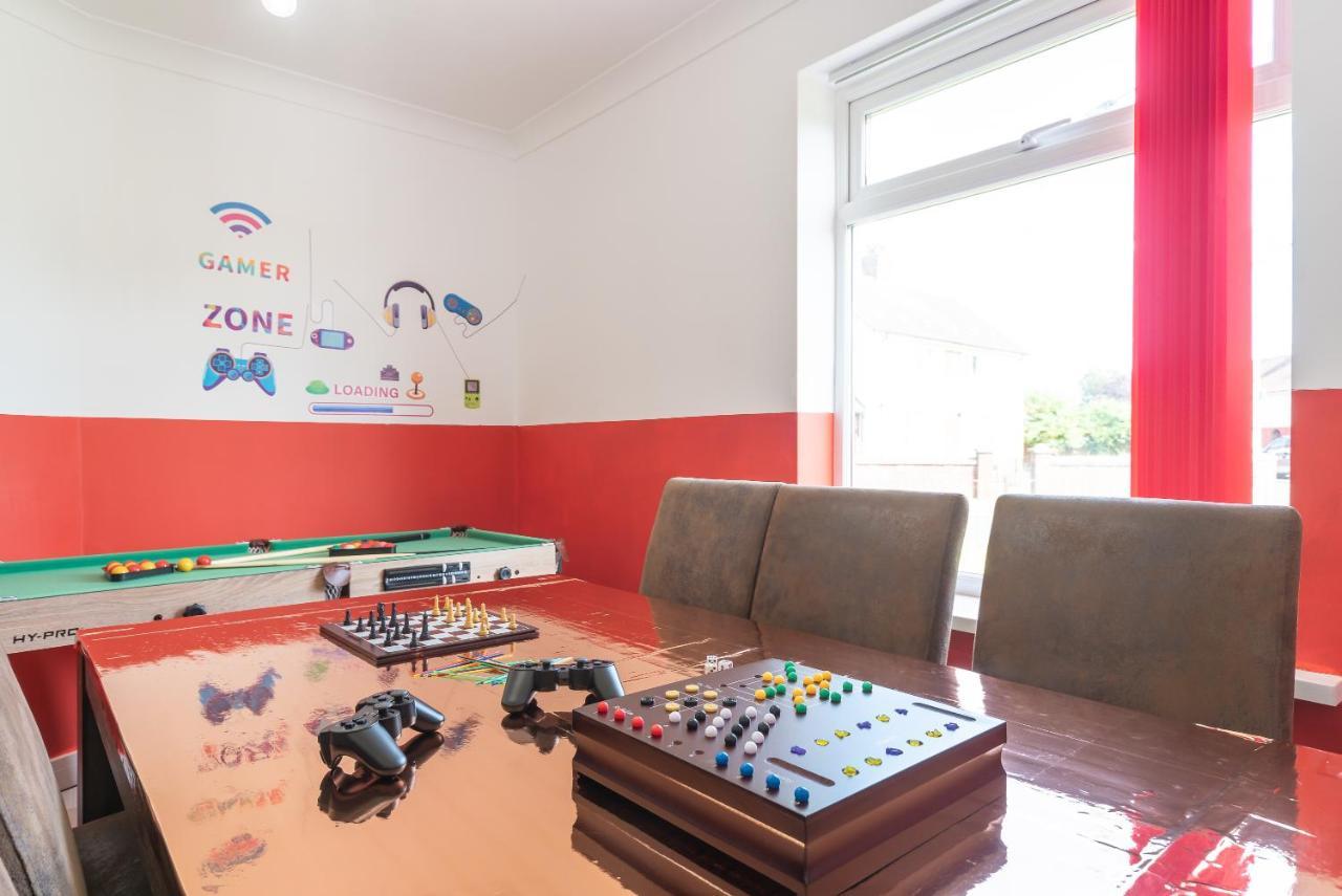 Aseda 4 Bedroom Private Parking, Game Zone -Pool Table, Garden Home Kingston upon Hull Ngoại thất bức ảnh