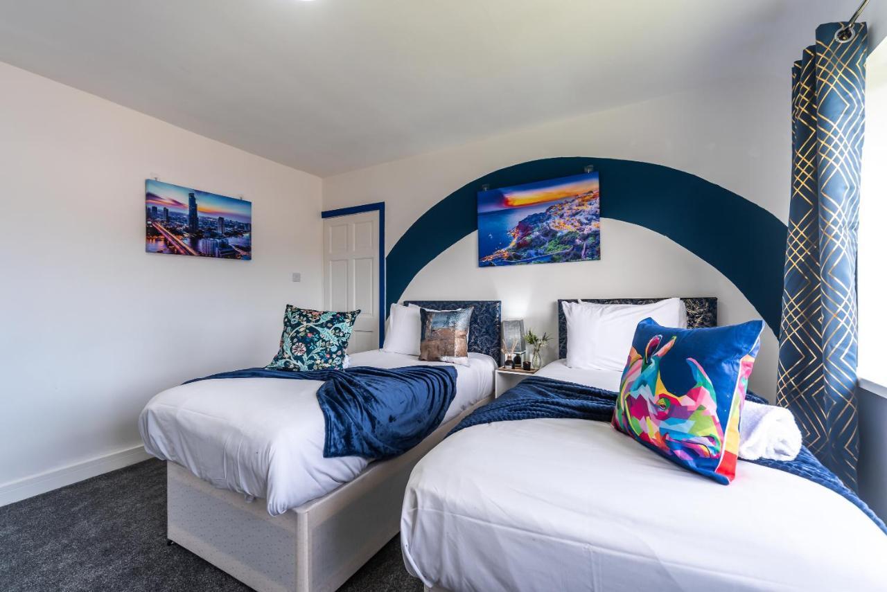 Aseda 4 Bedroom Private Parking, Game Zone -Pool Table, Garden Home Kingston upon Hull Ngoại thất bức ảnh
